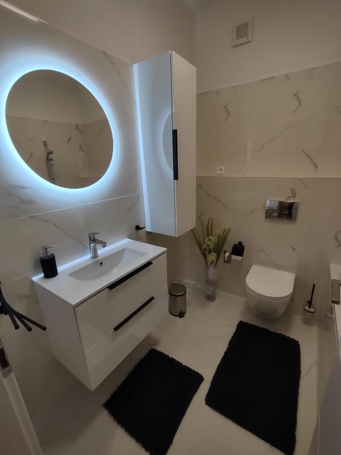 Karina Apartman Appartement Dunajská Streda Buitenkant foto