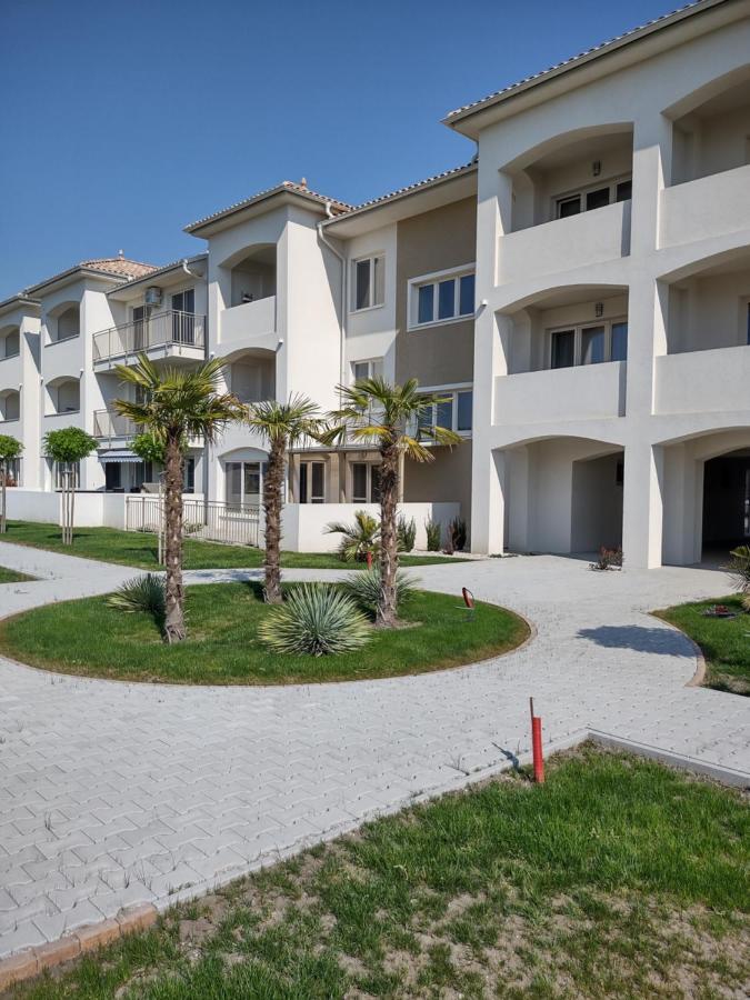 Karina Apartman Appartement Dunajská Streda Buitenkant foto
