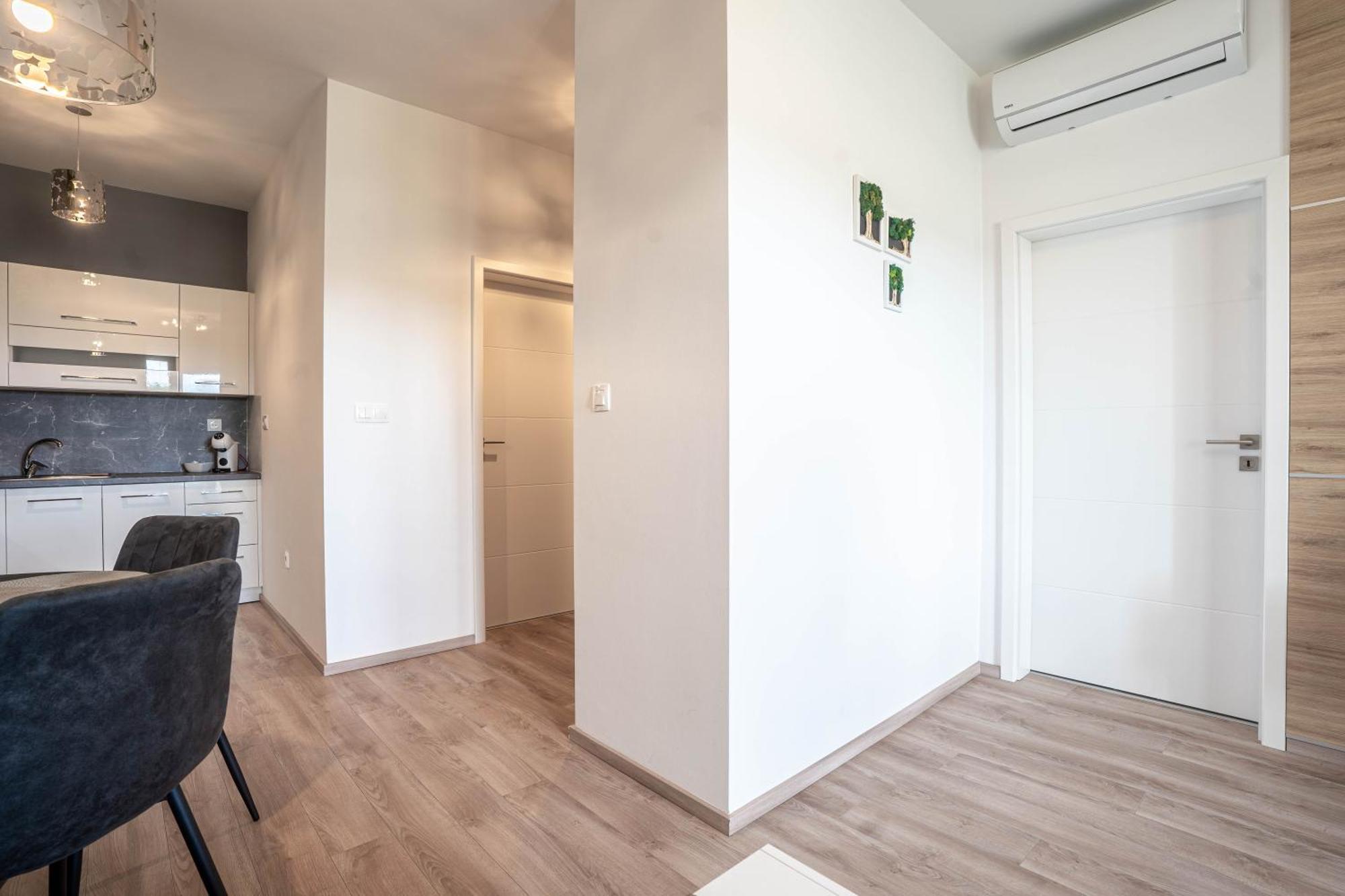 Karina Apartman Appartement Dunajská Streda Buitenkant foto